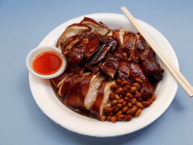 Món ăn đường phố hút khách ở Singapore